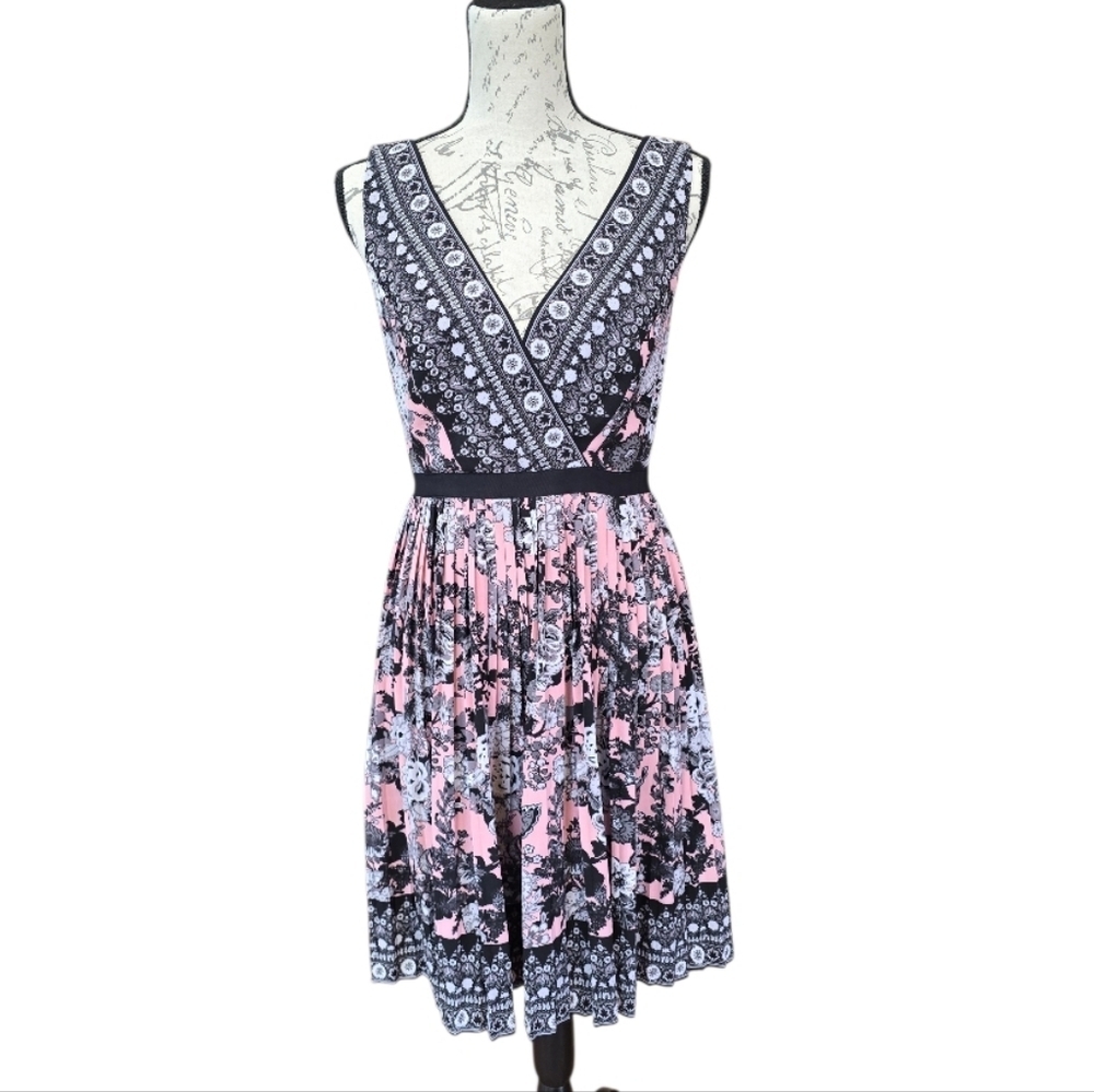 Adrianna Papell Pink Black Floral Sleeveless Pleated Dress 6